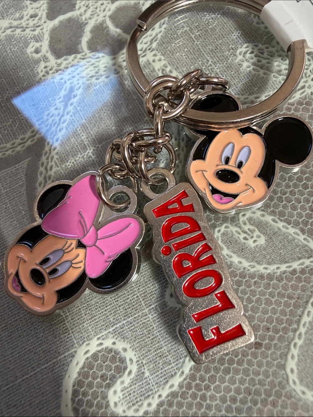 Disney Pink Bow Minnie & Mickey Florida Keychain - Picture 3 of 4